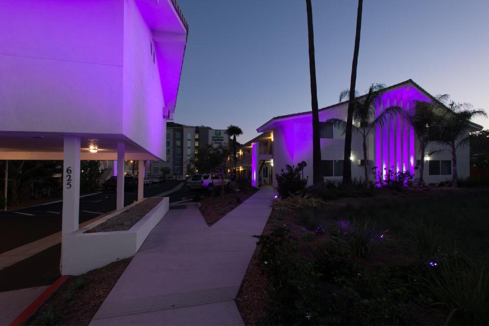 Hotel Iris - Mission Valley-San Diego Zoo-SeaWorld